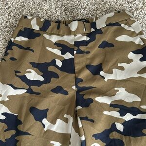 Banana Republic Hayden Pant size 2 --100%polyester